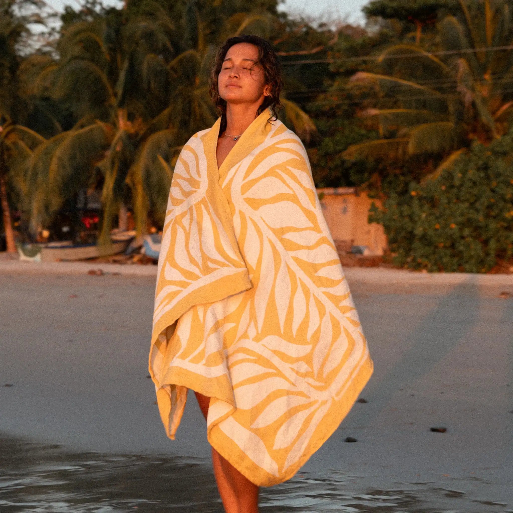 Organic Travel Towel: Jungle Vine Amber Sun
