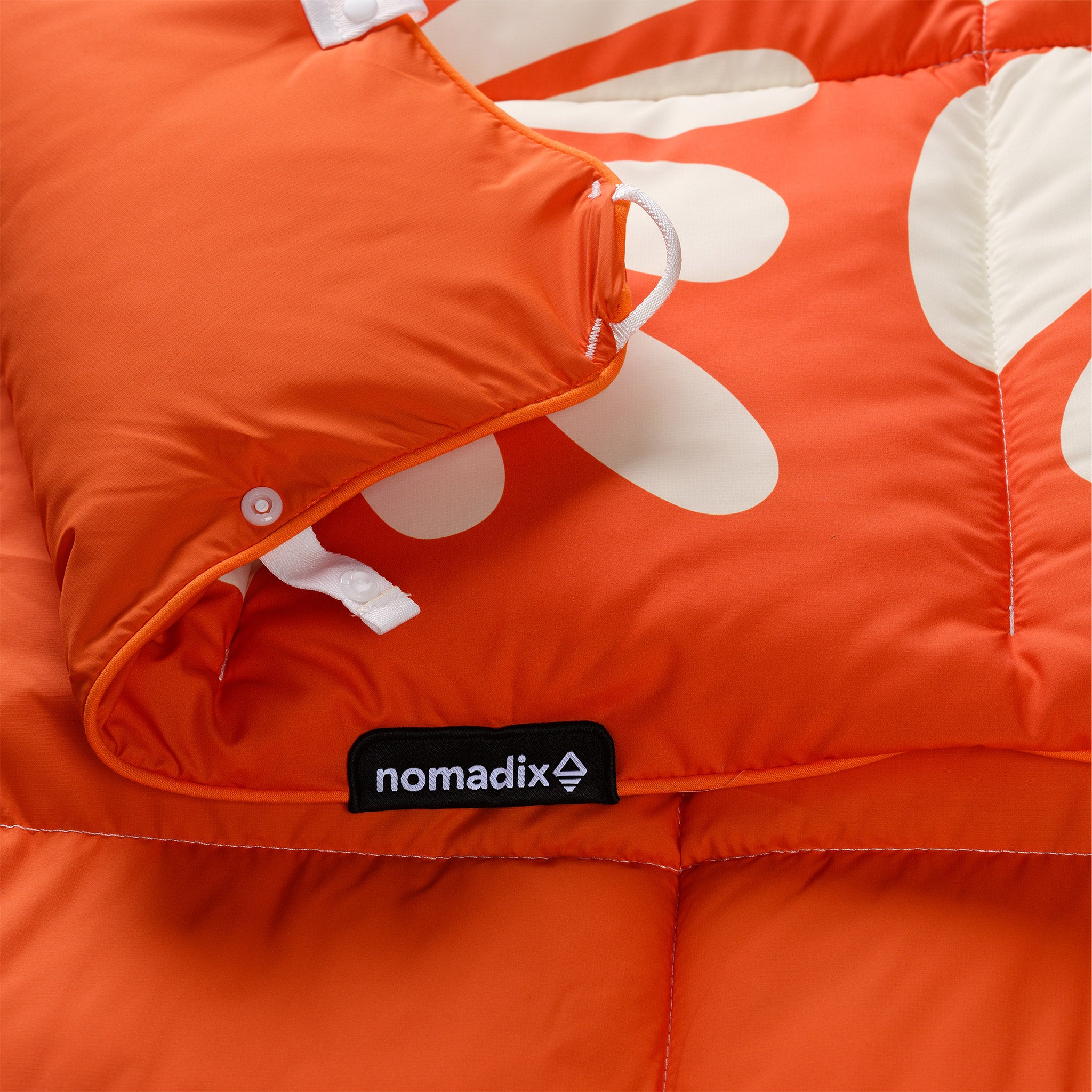 Graphene Puffer Blanket: Big Flowers Expedition Orange