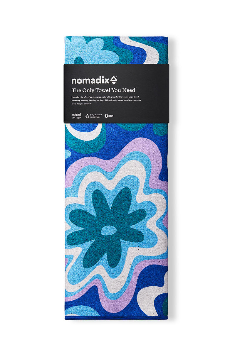 Original Towel: Groovy Flowers Blue Green