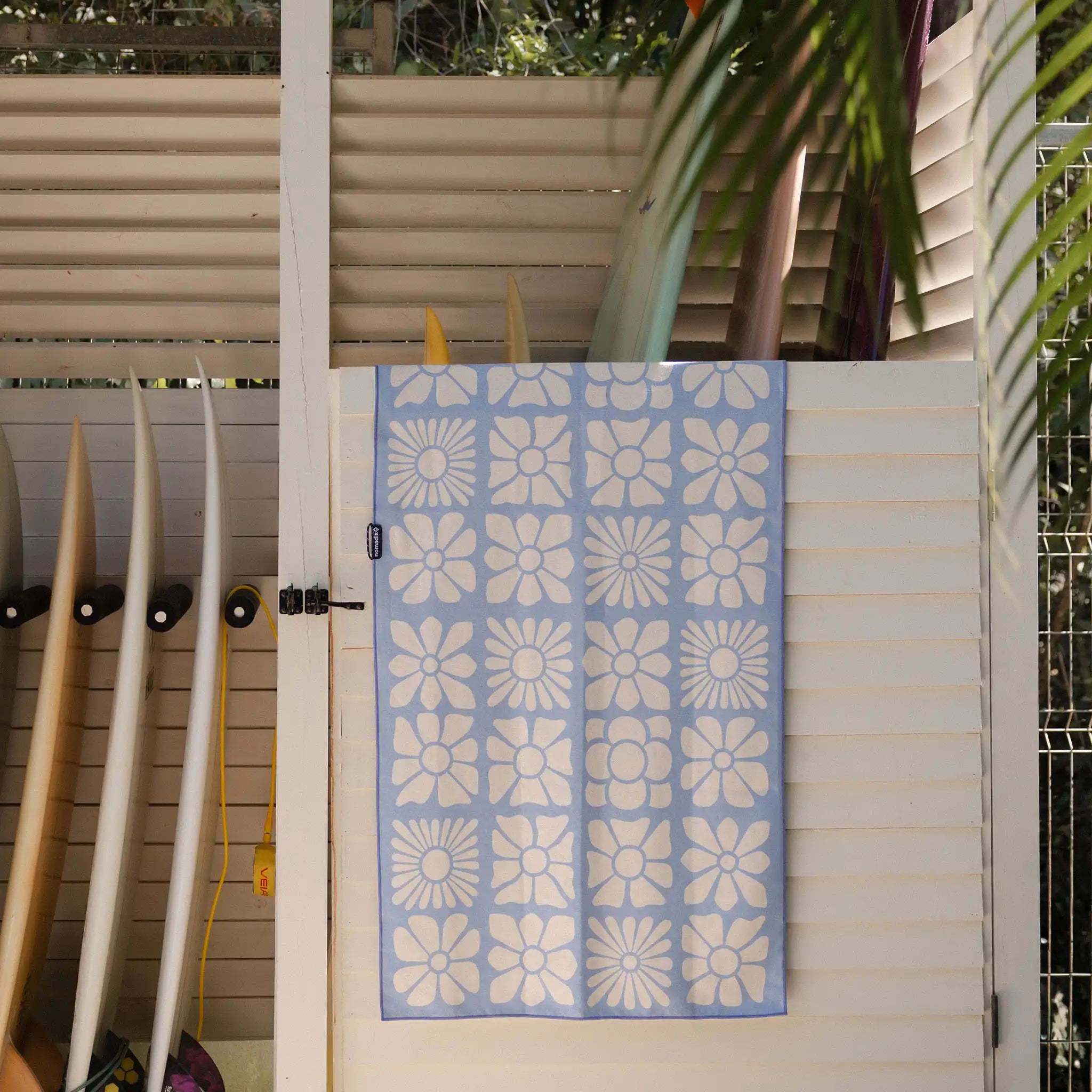Original Towel: Flowerbed Coastal Blue
