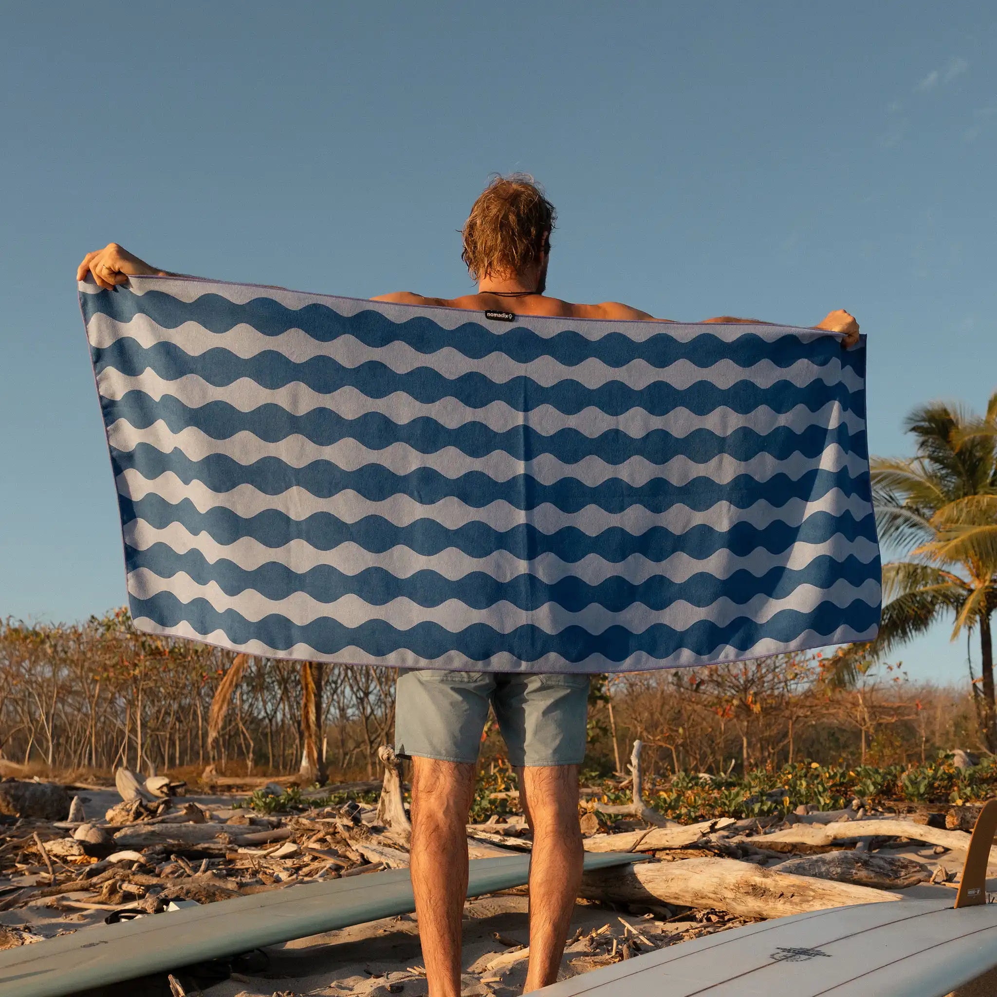 Original Towel: Big Flowers Expedition Orange – Nomadix Canada
