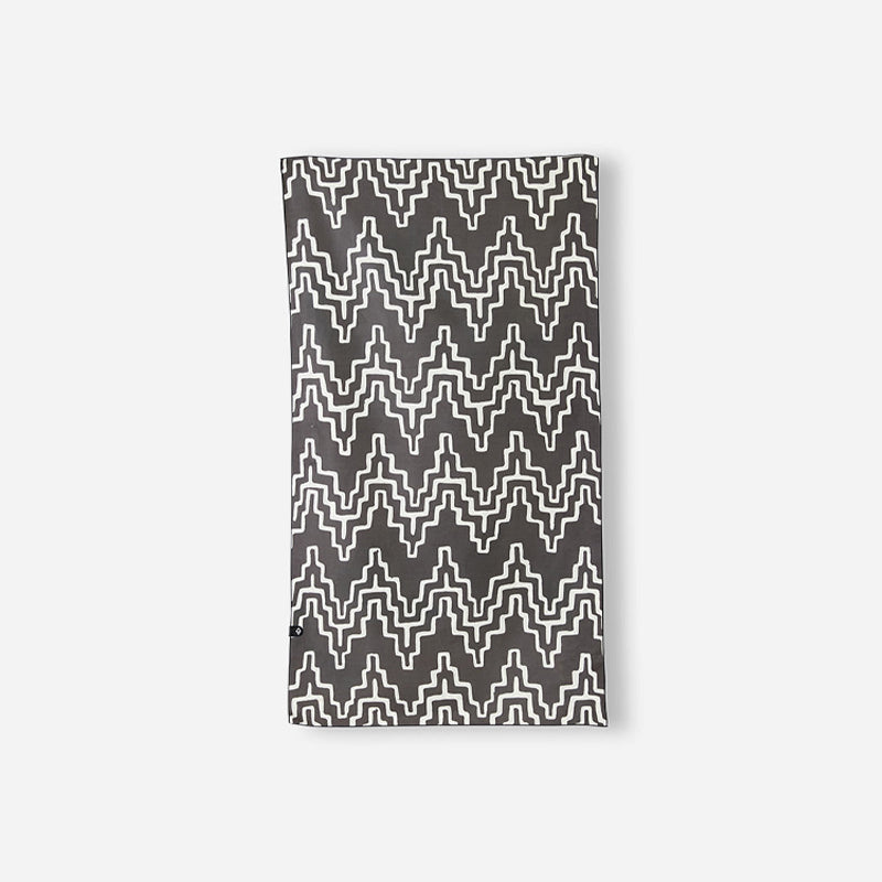 Ultralight Towel: Cocora Black